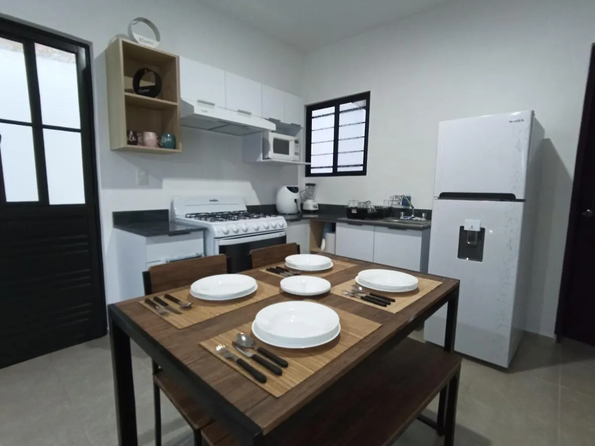 Сasa de vacaciones Casa En Privada Con Alberca, Excelente Para Vacaciones Y Descanso Villa Playa del Carmen