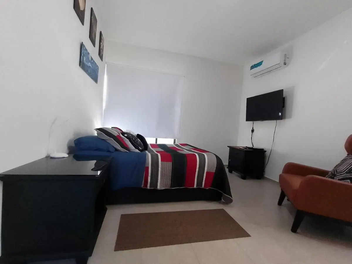 Сasa de vacaciones Casa En Privada Con Alberca, Excelente Para Vacaciones Y Descanso Villa Playa del Carmen