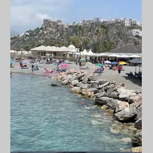 Idílico Piso A Pie De Playa, Con Calefacción Y Parking Salobreña